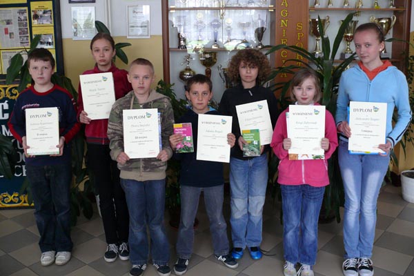 Laureaci Szkolnego Konkursu Wiedzy Ekologicznej dla uczniw klas IV-VI